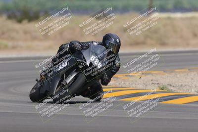 media/Sep-11-2022-SoCal Trackdays (Sun) [[81b7e951af]]/Turn 16 (945am)/